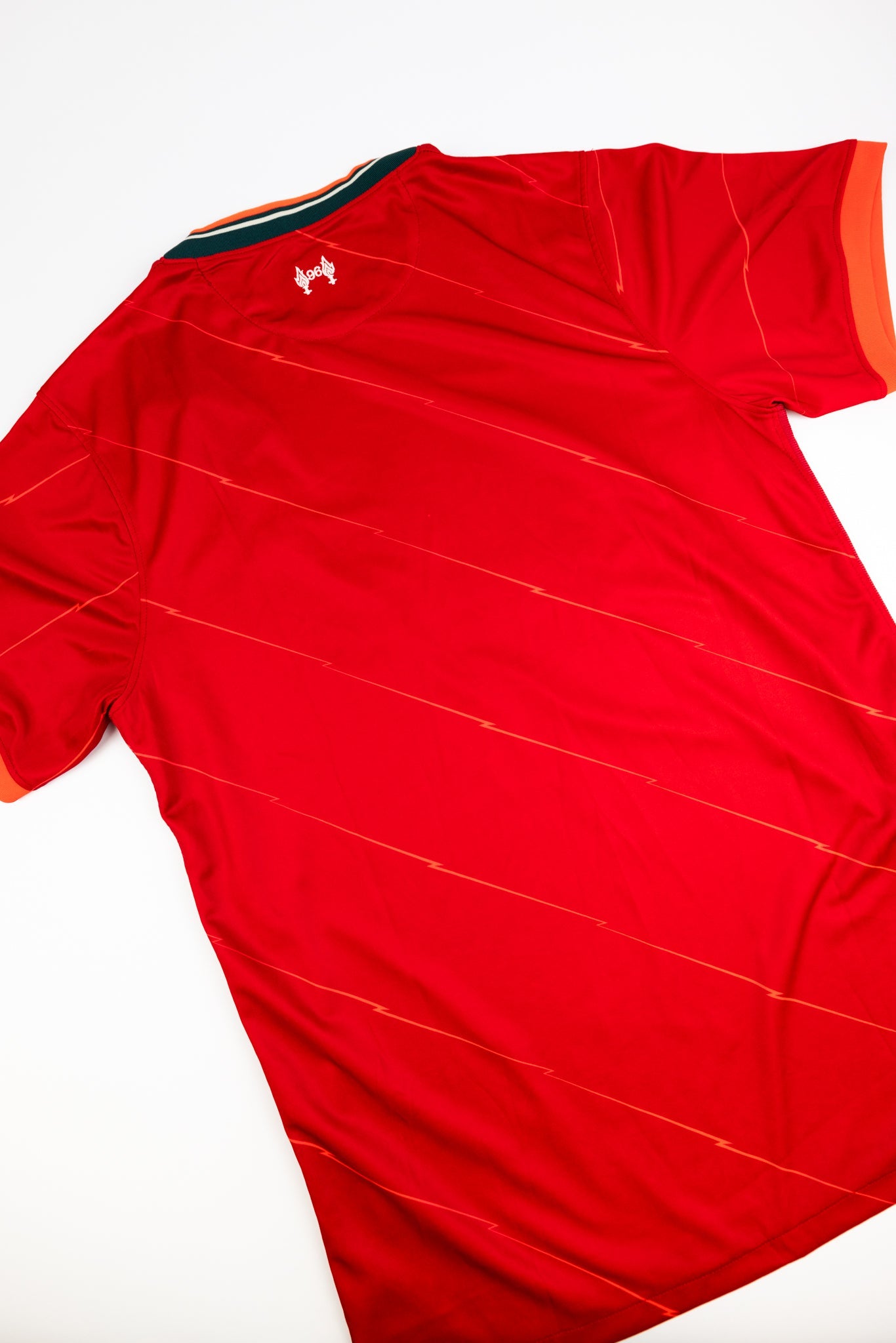 Liverpool FC 2021-22 Football Shirt (XXL)