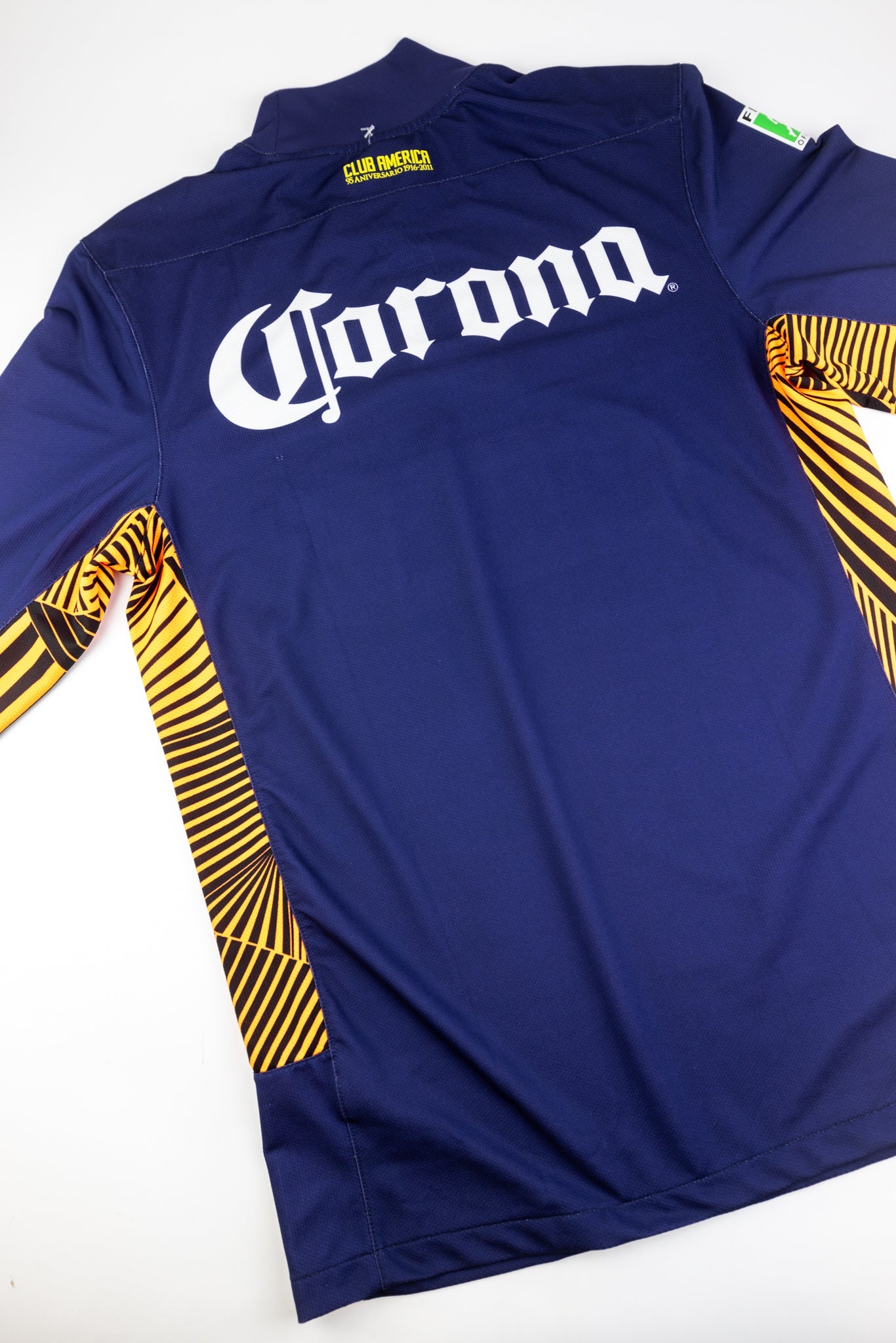Club America 2011-12 GK Football Shirt (Medium)