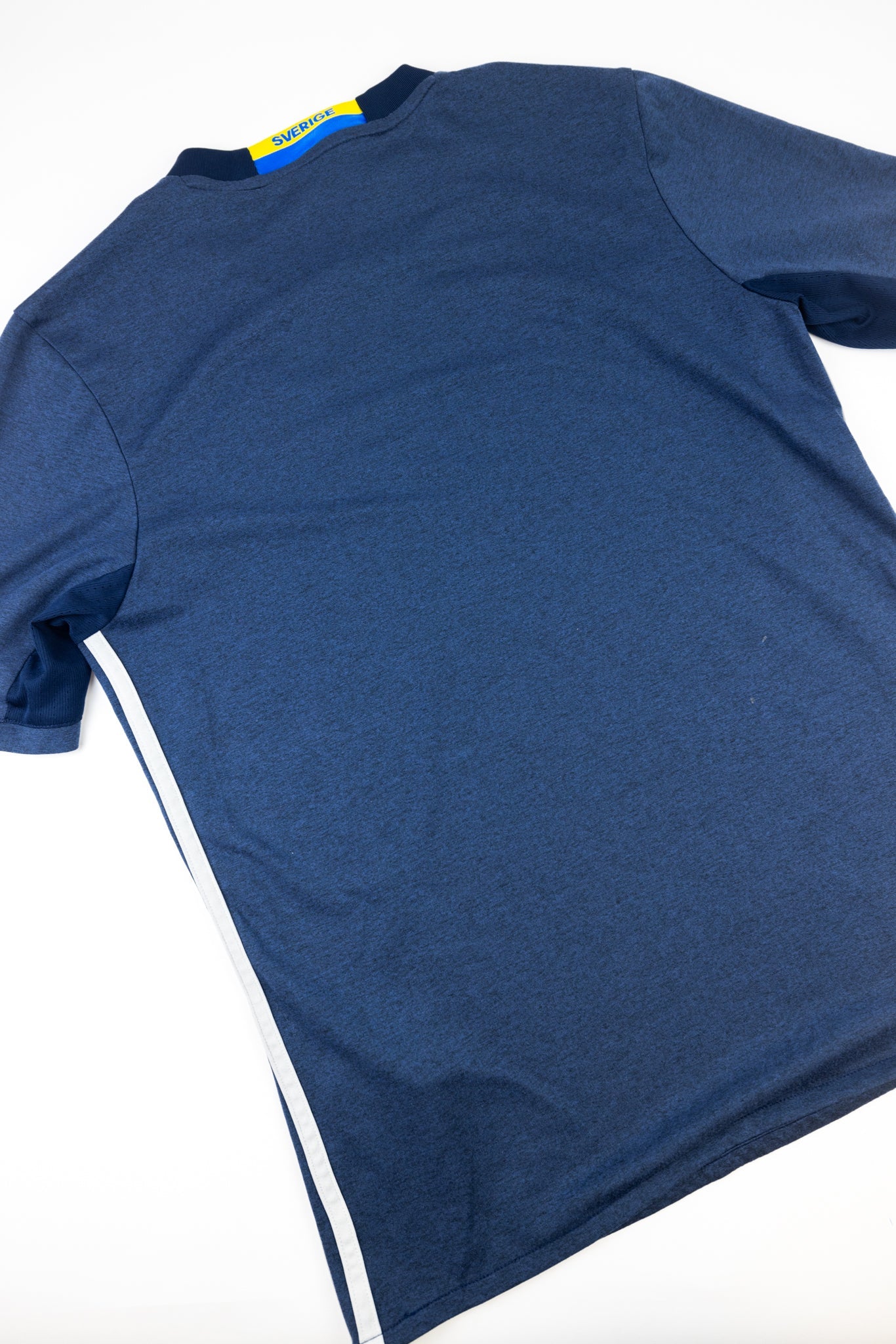 Sweden 2016-17 Football Shirt (Various)