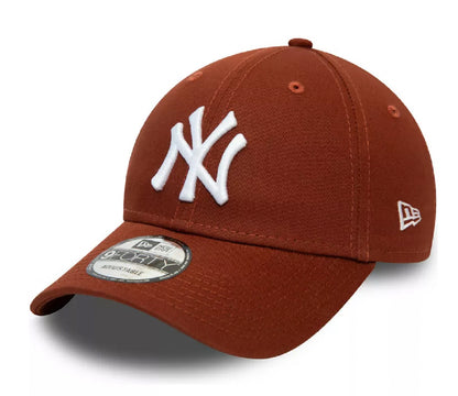 New Era Essential 9Forty Yankees Cap