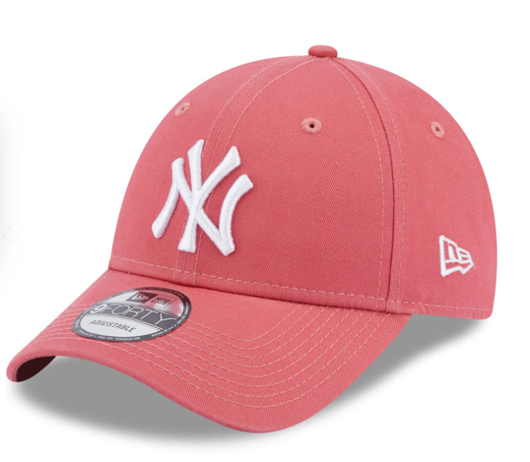 New Era Essential 9Forty Yankees Cap