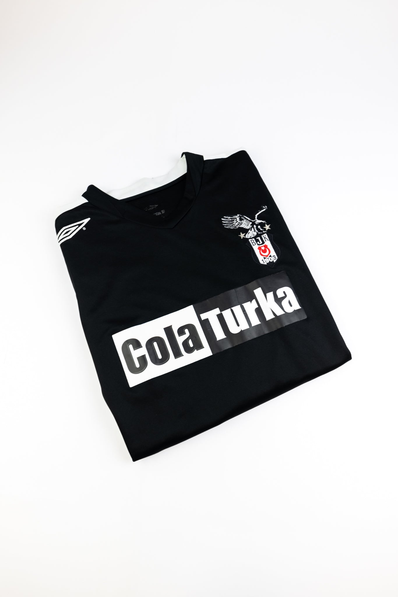 Besiktas 2006-07 Football Shirt (Large)