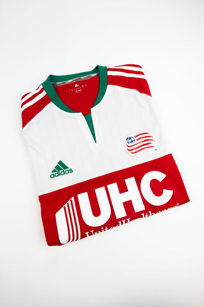 New England Revolution 2016 Football Shirt (Medium)
