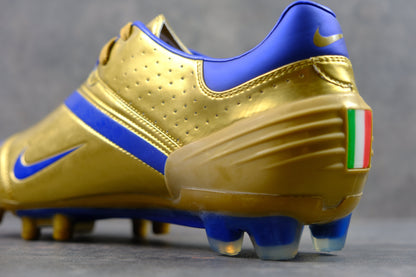 Nike Total 90 Supremacy LE