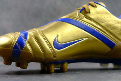 Nike Total 90 Supremacy LE