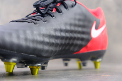 Nike Magista Opus II SG