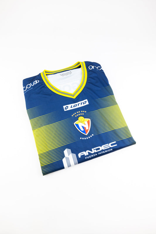 El Nacional 2022 Football Shirt (XL)