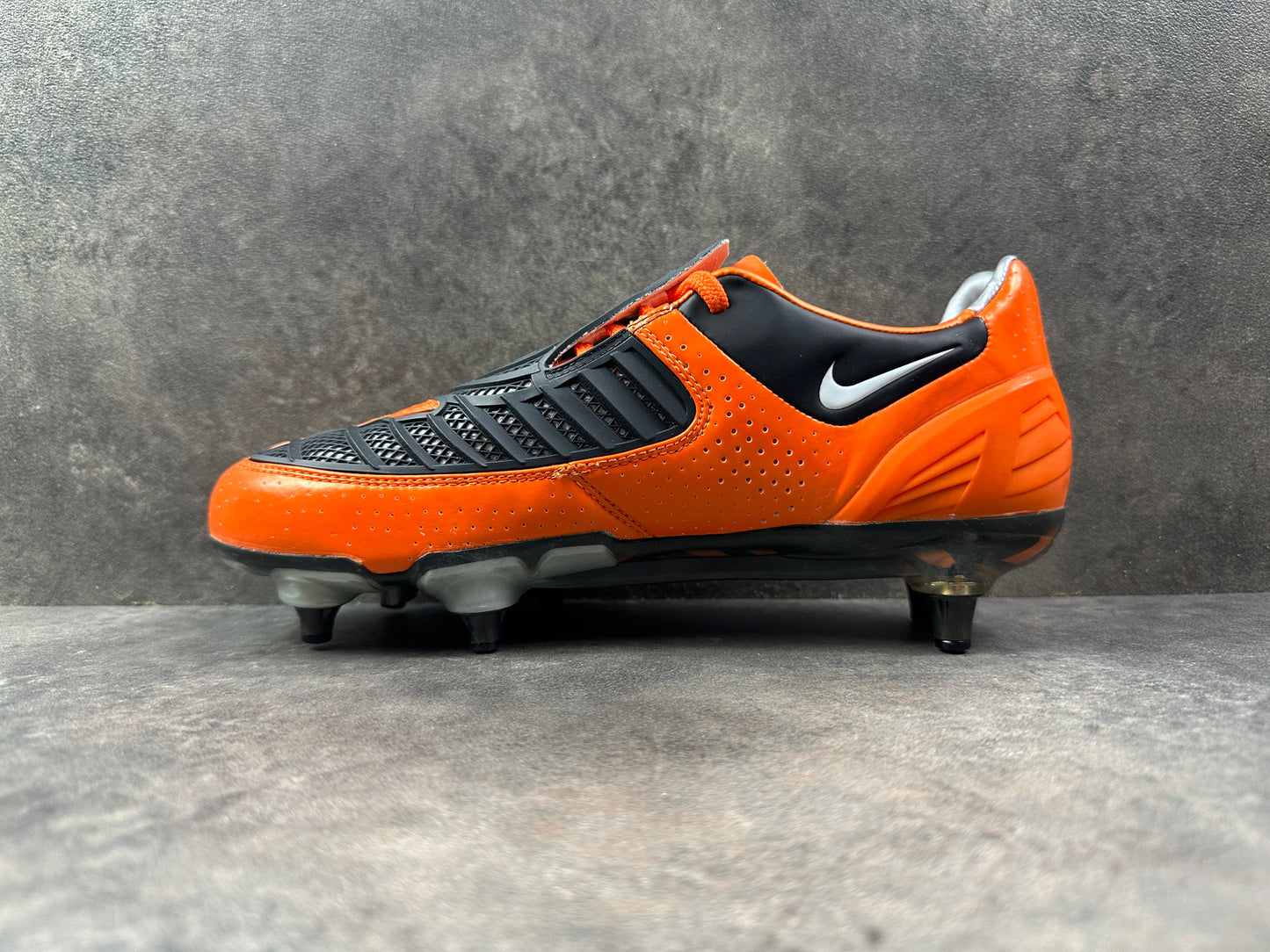 Nike Total 90 Laser II