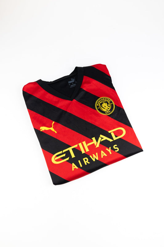 Manchester City 2022-23 Football Shirt (Medium)