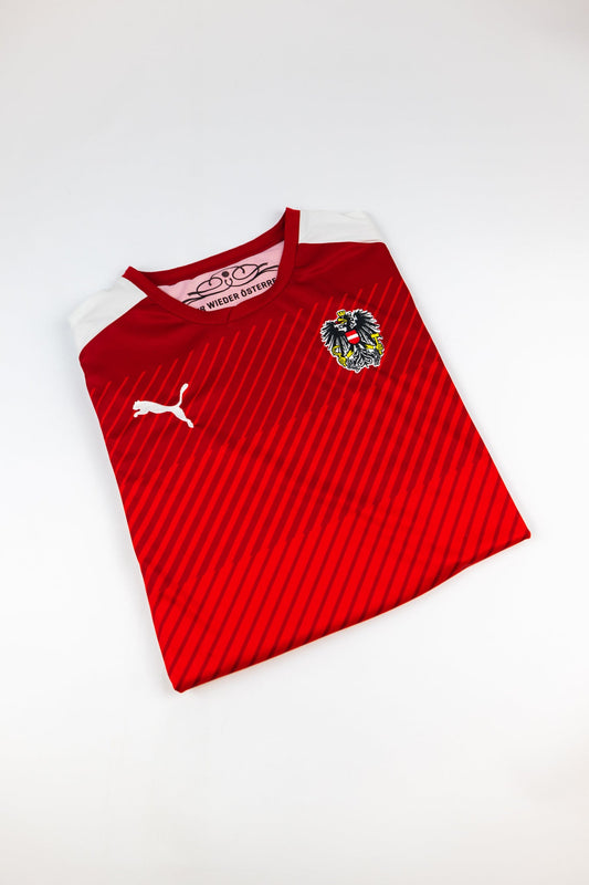 Austria 2016-17 Football Shirt (Small)
