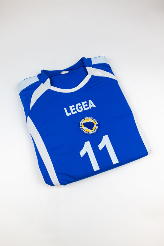 Bosnia and Herzegovina 2009 Football shirt (Small)