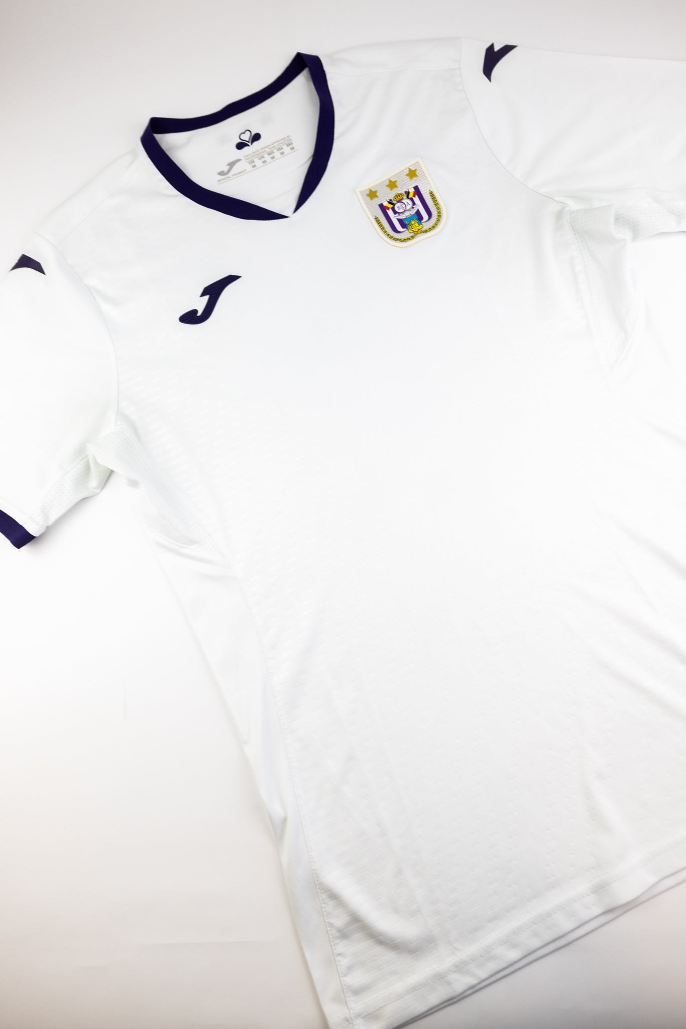 RSC Anderlecht 2022-23 Football Shirt (Medium)