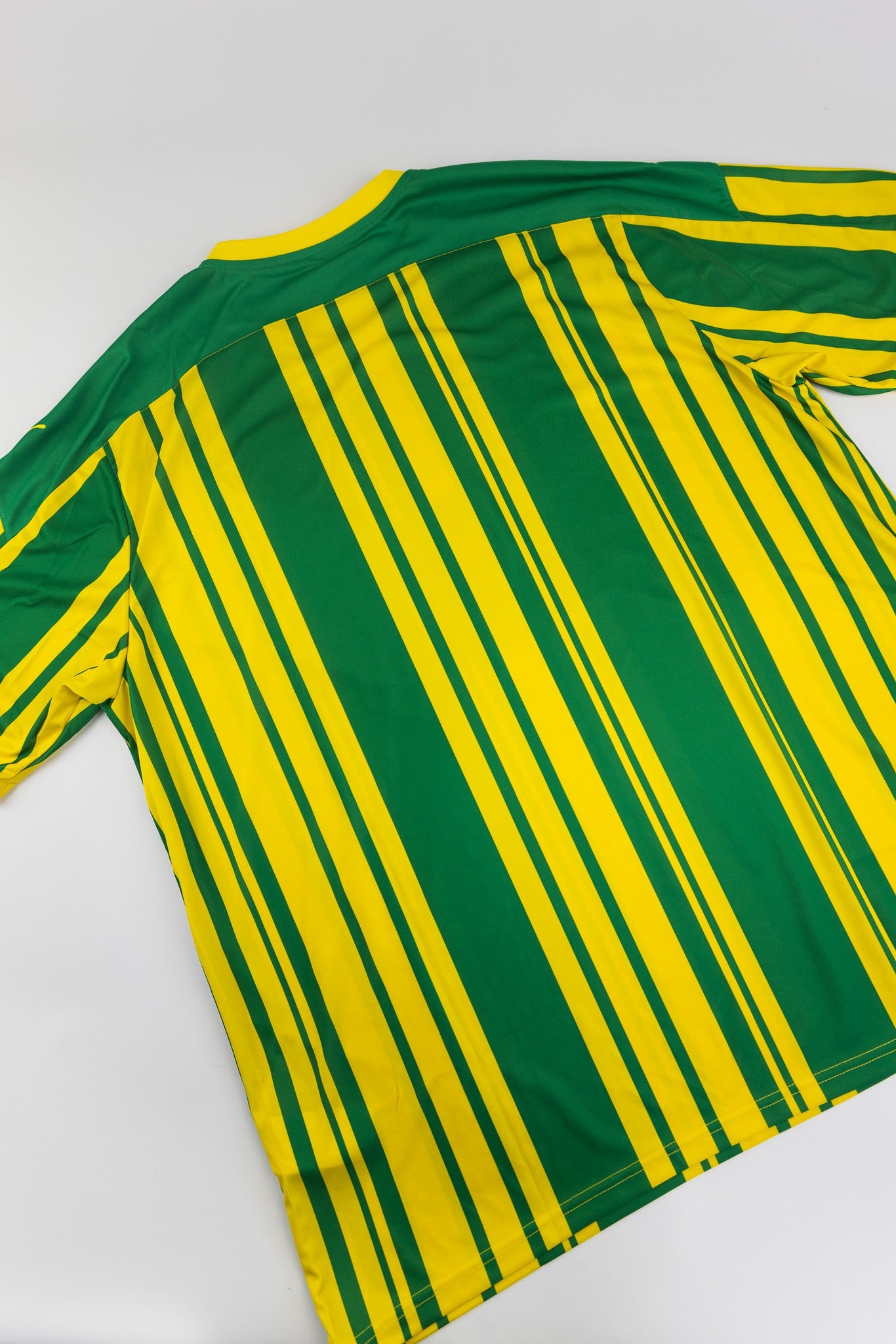 West Brom 2020-21 Football Shirt (XXXL)