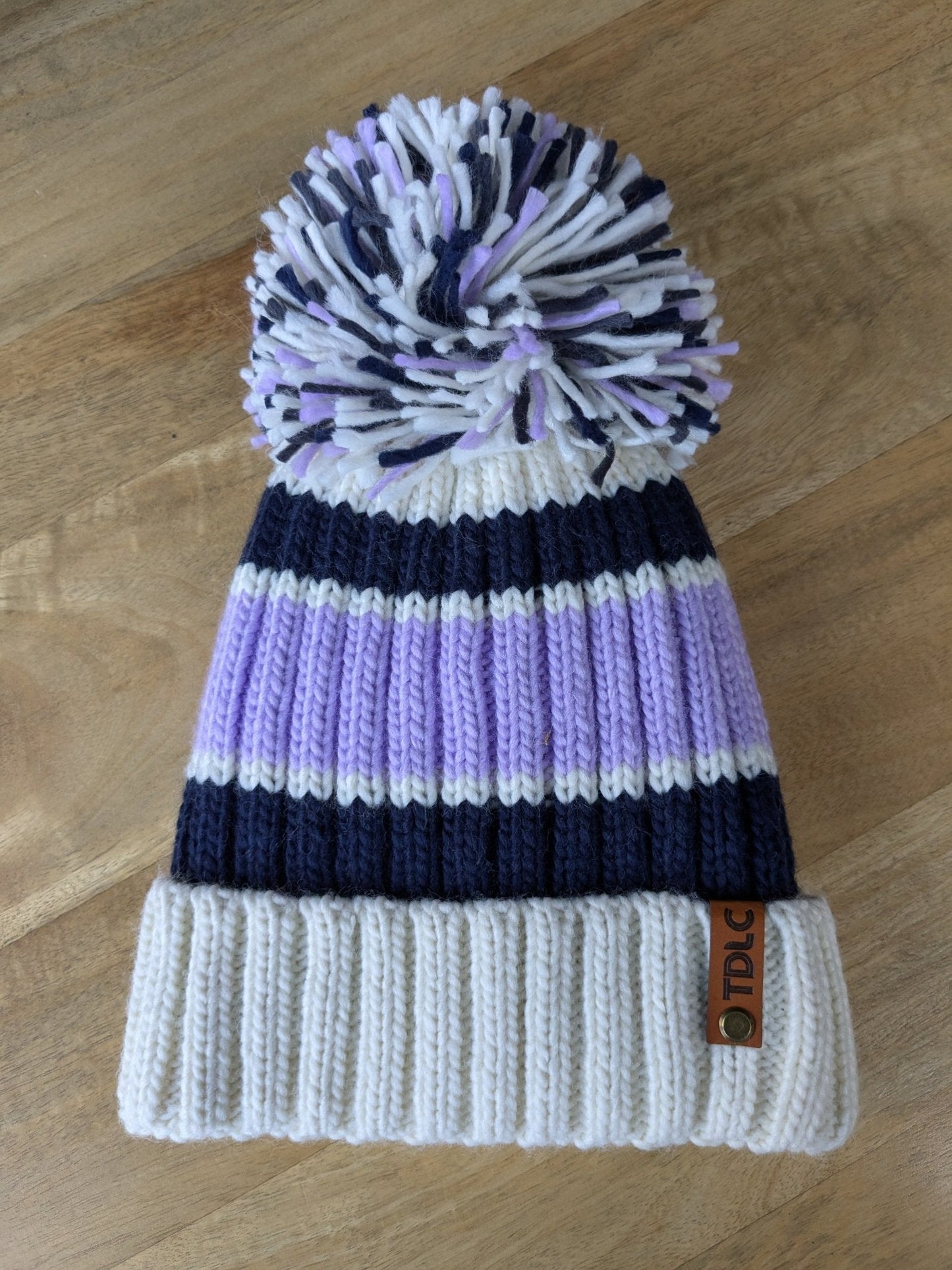 TDLC Col Striped Big Bobble Hat