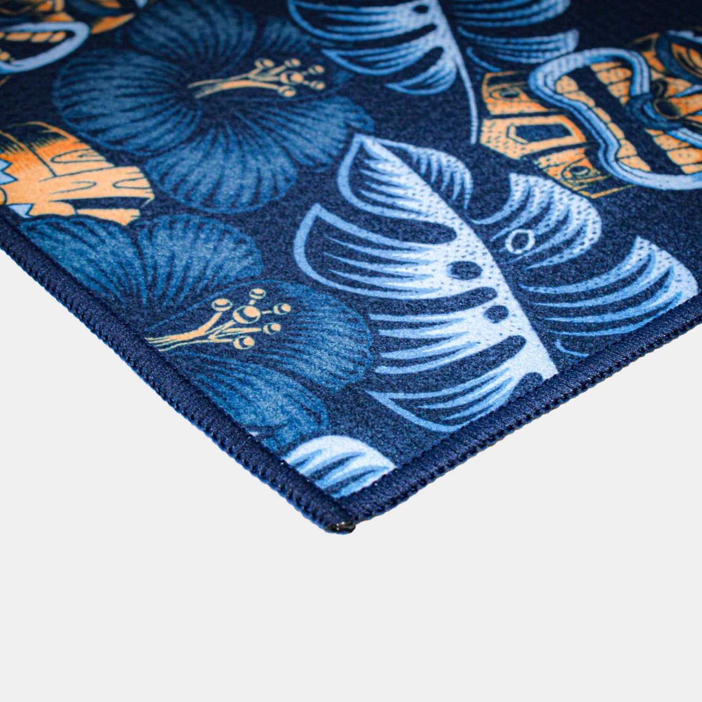 Tiki Gold Magnetic Golf Towel